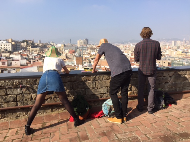 ¡El cielo a nuestros pies! Crónica fotográfica de una mañana de urban sketching en el tejado de la basílica de Santa Maria del Mar